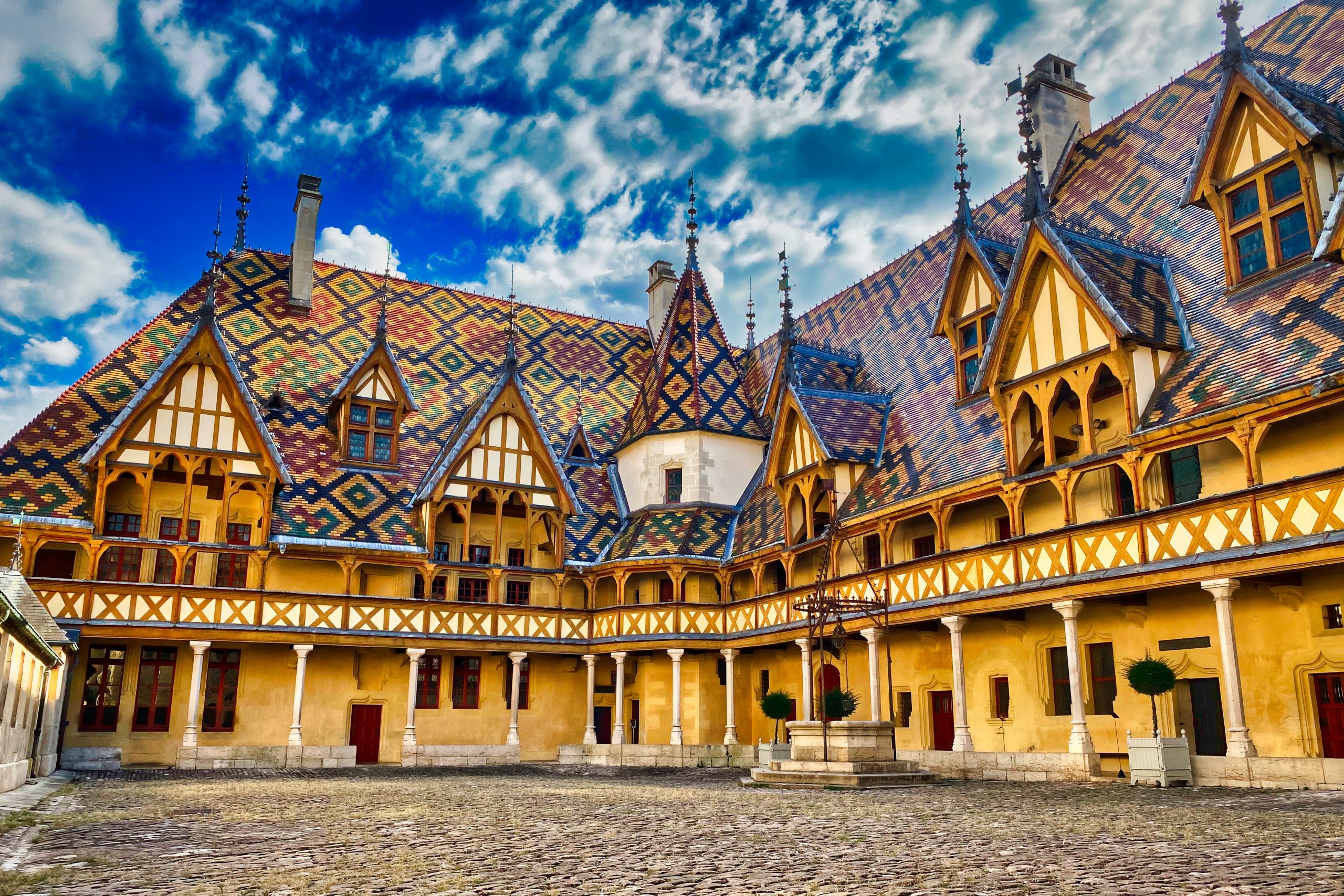 Hospicjum De Beaune Hospicjum De Beaune